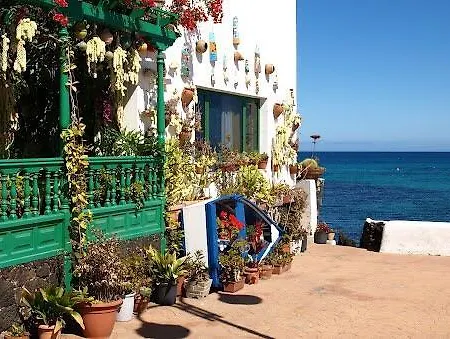 Las Rosas